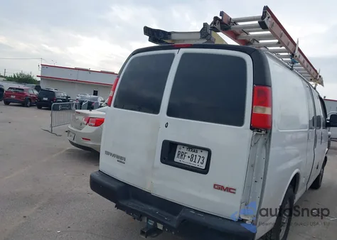 2014 GMC Savana 3500 Work Van z USA, uszkodzony, nr VIN 1GTZ7TBA9E1101470